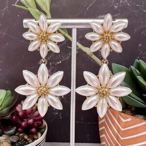 "Natalie" NEW Pearl Gold Flower Floral Dangle Statement Bridal Fashion Earrings